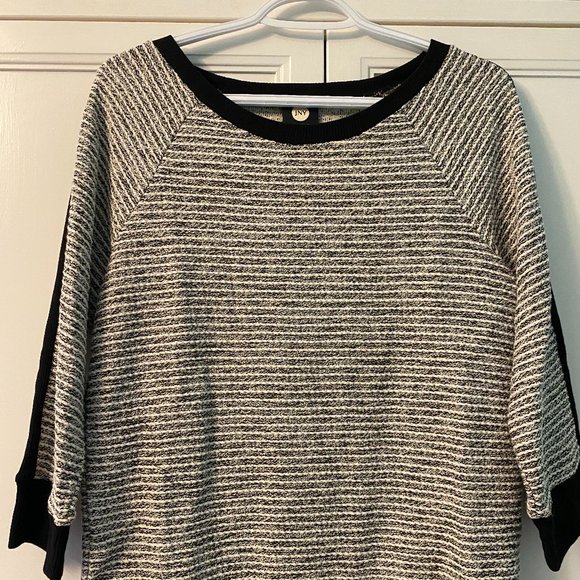 Assorted Sweaters - Picture 12 of 13